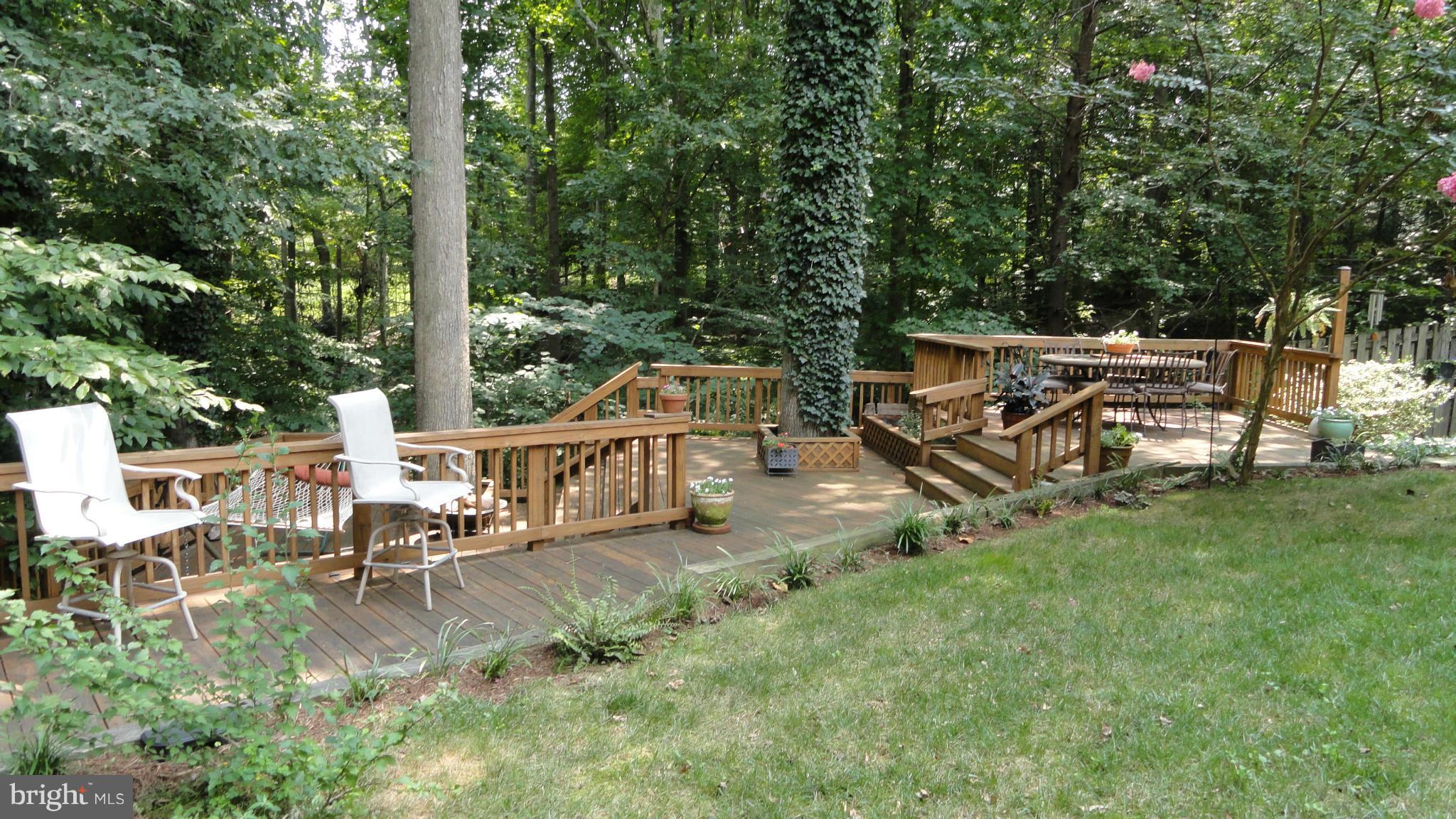 7125 Dryburgh Court Springfield, VA 22152 - Photo 25 of 30 Exterior (General)