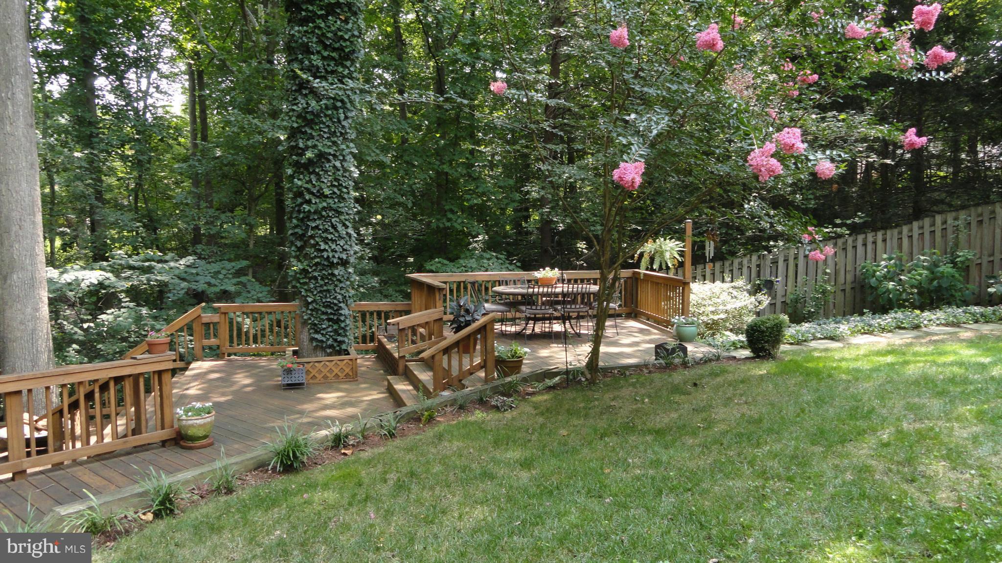7125 Dryburgh Court Springfield, VA 22152 - Photo 26 of 30 Exterior (General)