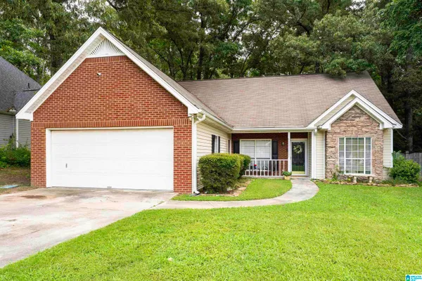 $299,900 | 132 Greenfield Lane, Alabaster, AL 35007