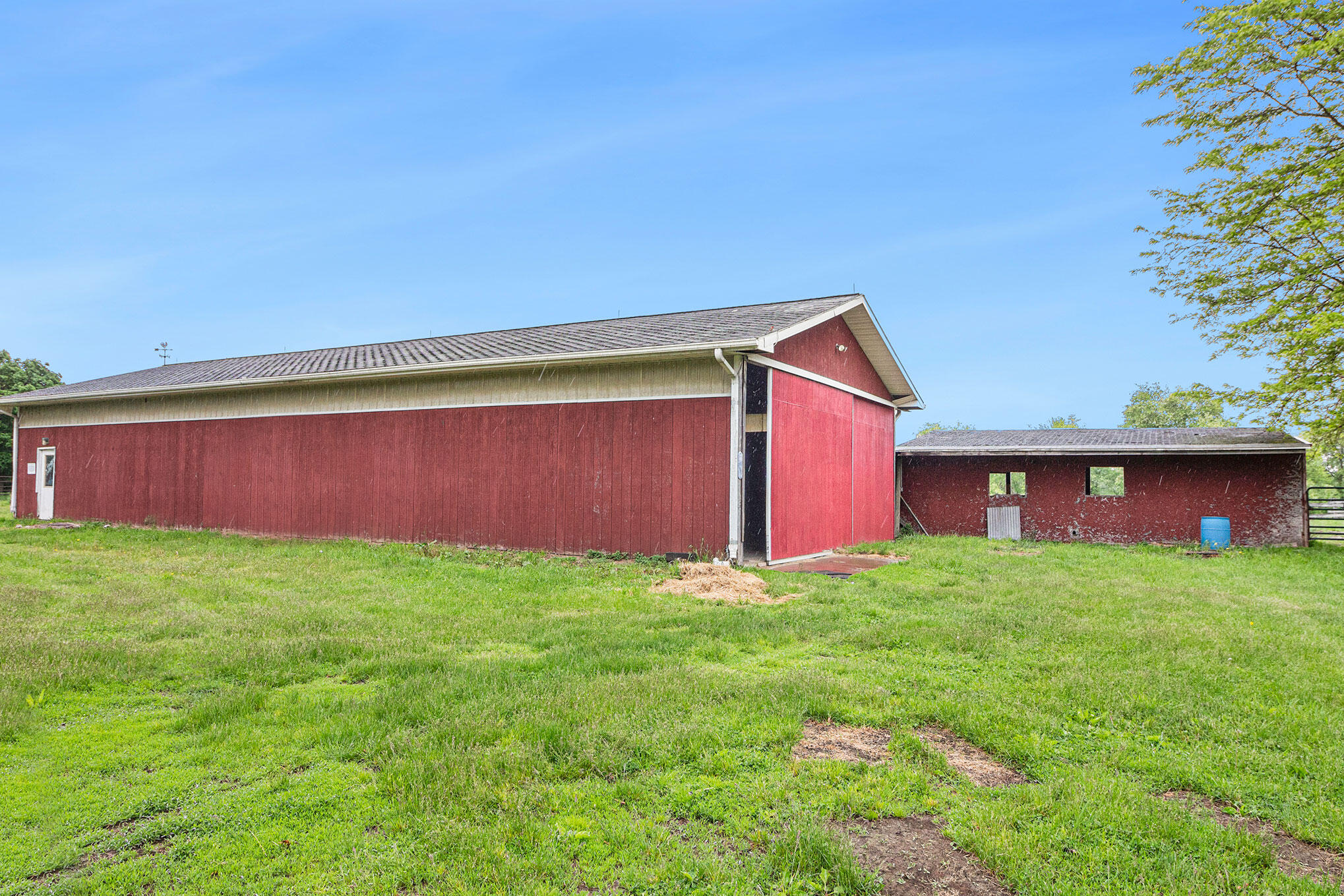 3643 Jefferson Road Clarklake, MI 49234 - Photo 3 of 49 37