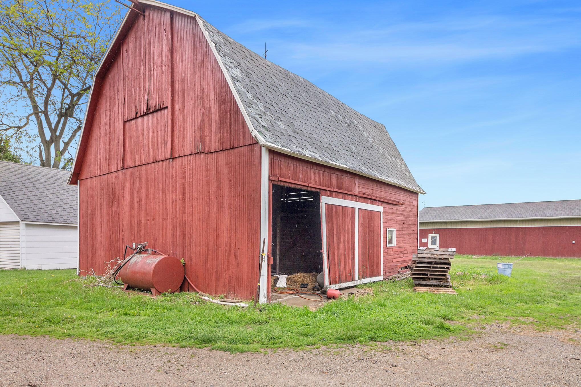 3643 Jefferson Road Clarklake, MI 49234 - Photo 5 of 49 36