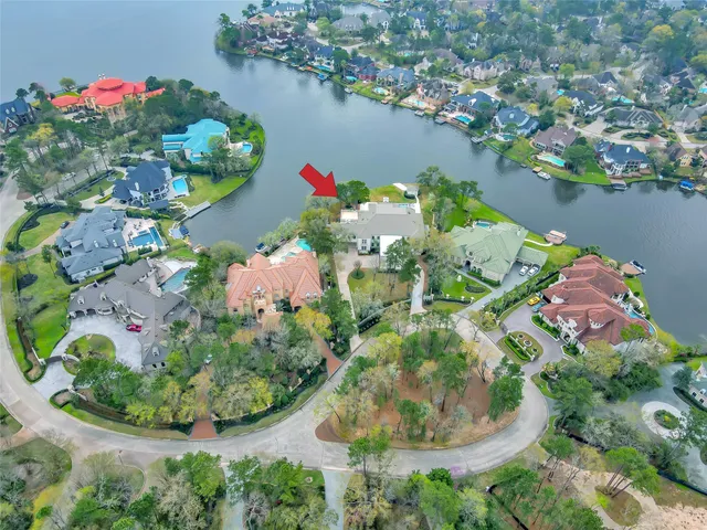 $4,850,000 | 10 West Isle Place, The Woodlands, TX 77381
