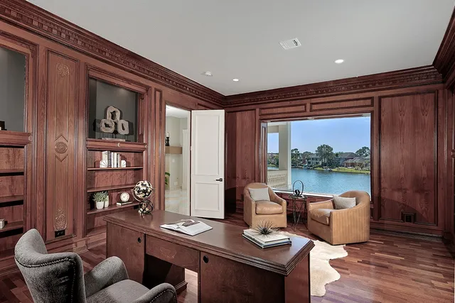 $4,850,000 | 10 West Isle Place, The Woodlands, TX 77381