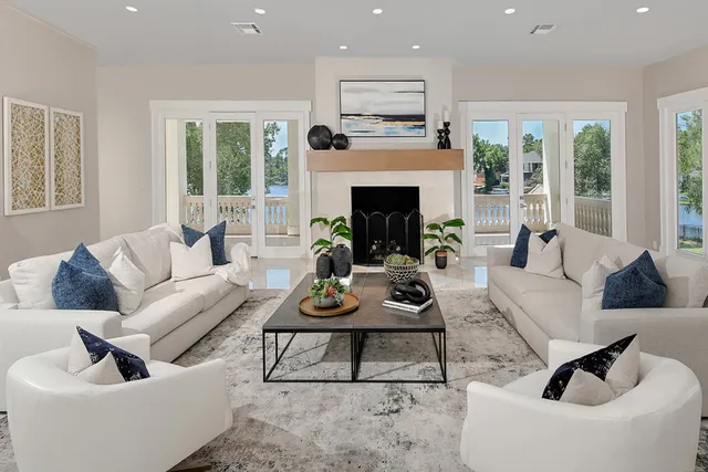 $4,850,000 | 10 West Isle Place, The Woodlands, TX 77381