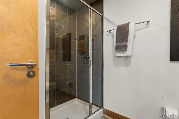 $189,000 | 2201 Locust Street, Unit 305, St. Louis, MO 63103