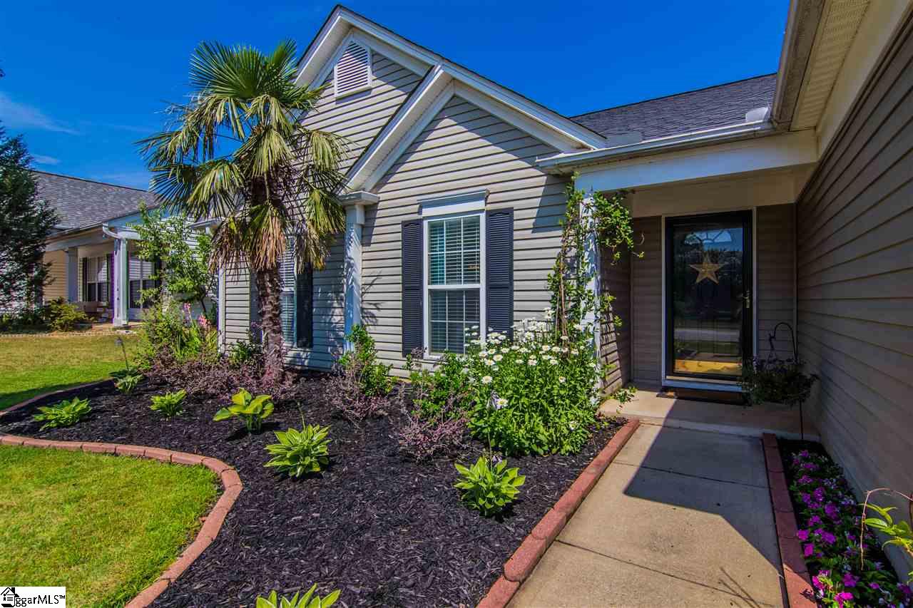 303 Woolridge Way Greer, SC 29650 - Photo 4 of 33 Gallery Image 4