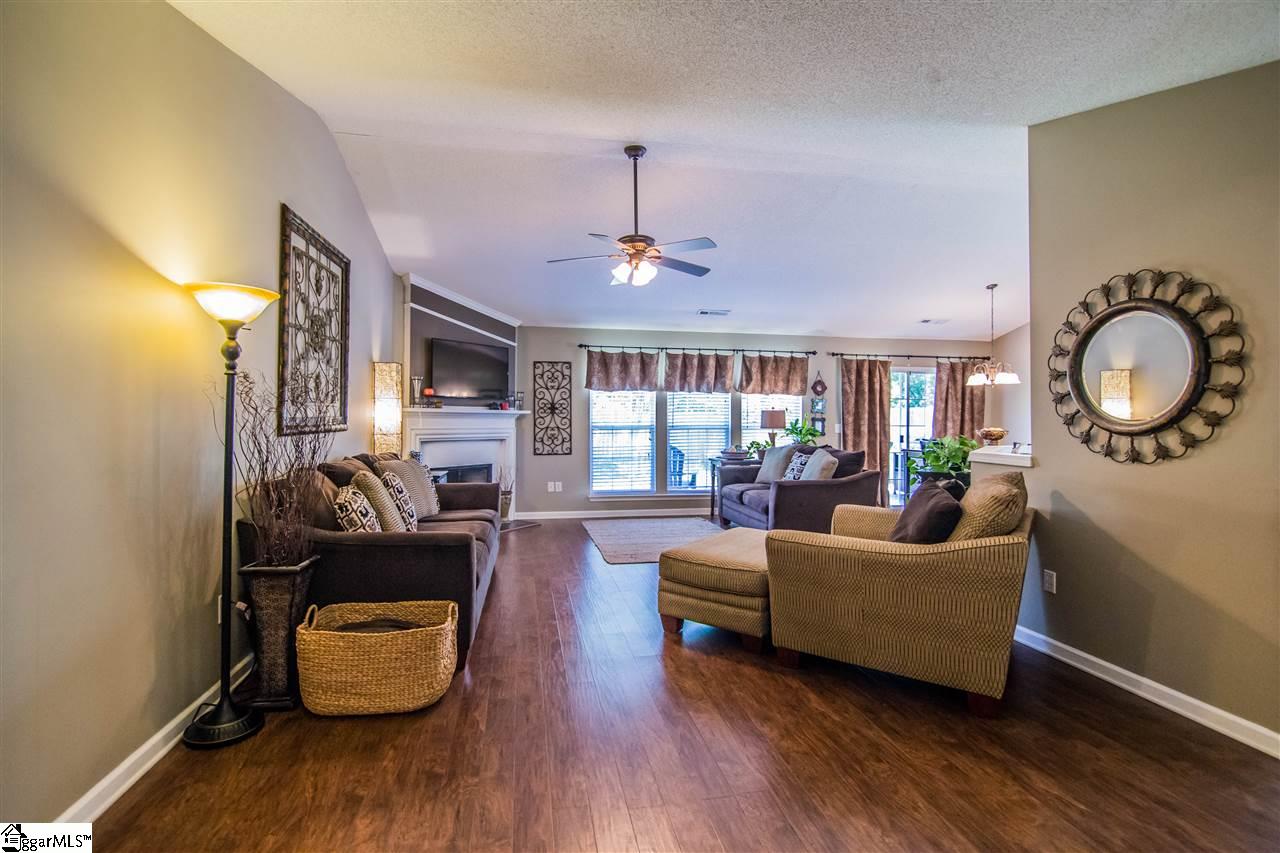 303 Woolridge Way Greer, SC 29650 - Photo 5 of 33 Gallery Image 5