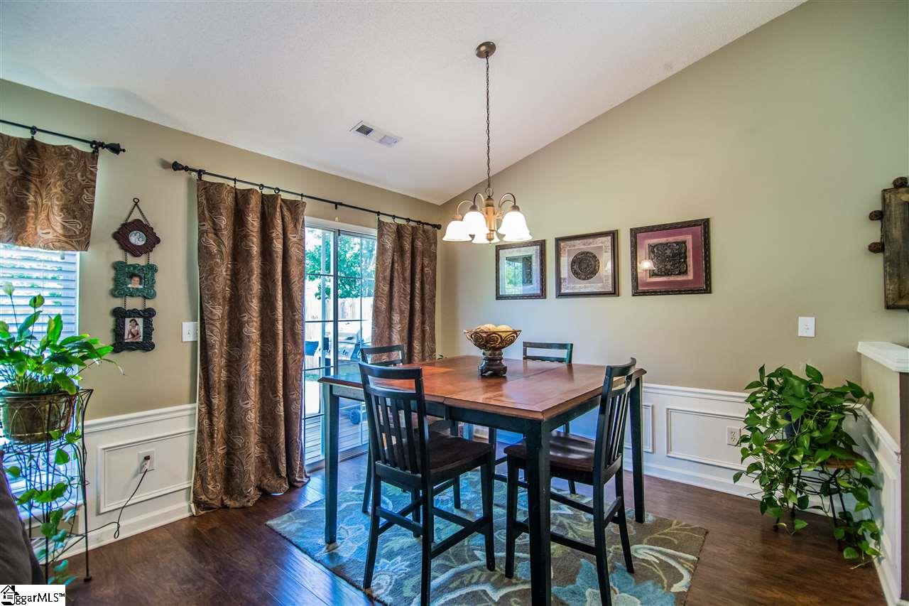 303 Woolridge Way Greer, SC 29650 - Photo 9 of 33 Breakfast/Dining Room, Vaulted ceiling, laminate hardwoods