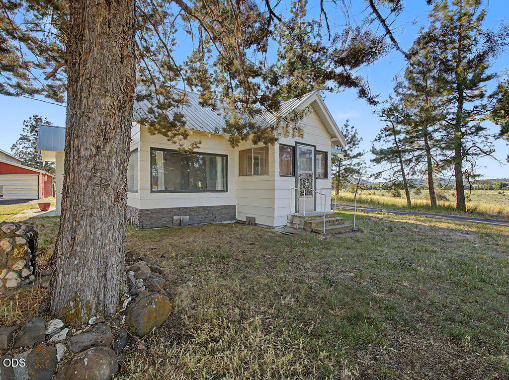 3330 Orindale Road Klamath Falls, OR 97601 - Photo 22 of 46