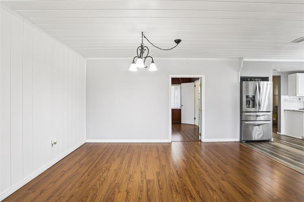 33137 Cercelia Road Dade City, FL 33523 - Photo 16 of 39