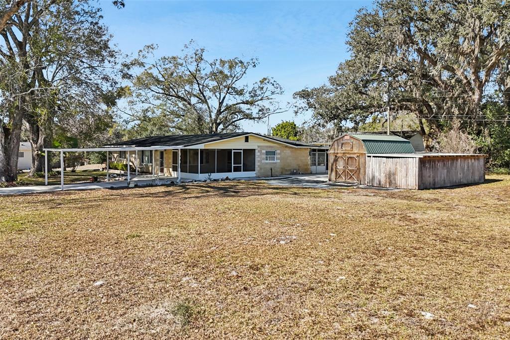 33137 Cercelia Road Dade City, FL 33523 - Photo 31 of 39