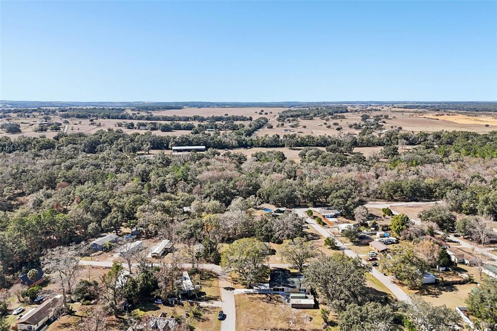 33137 Cercelia Road Dade City, FL 33523 - Photo 37 of 39