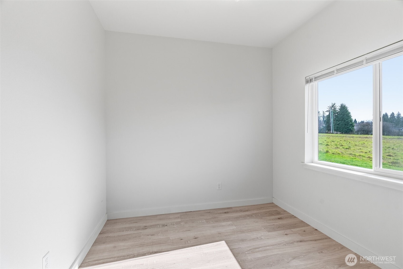 9 Anchor Way, Unit B Cathlamet, WA 98612 - Photo 16 of 26