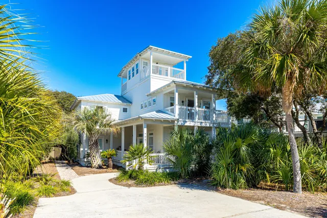 view of a hallway with a livingroom