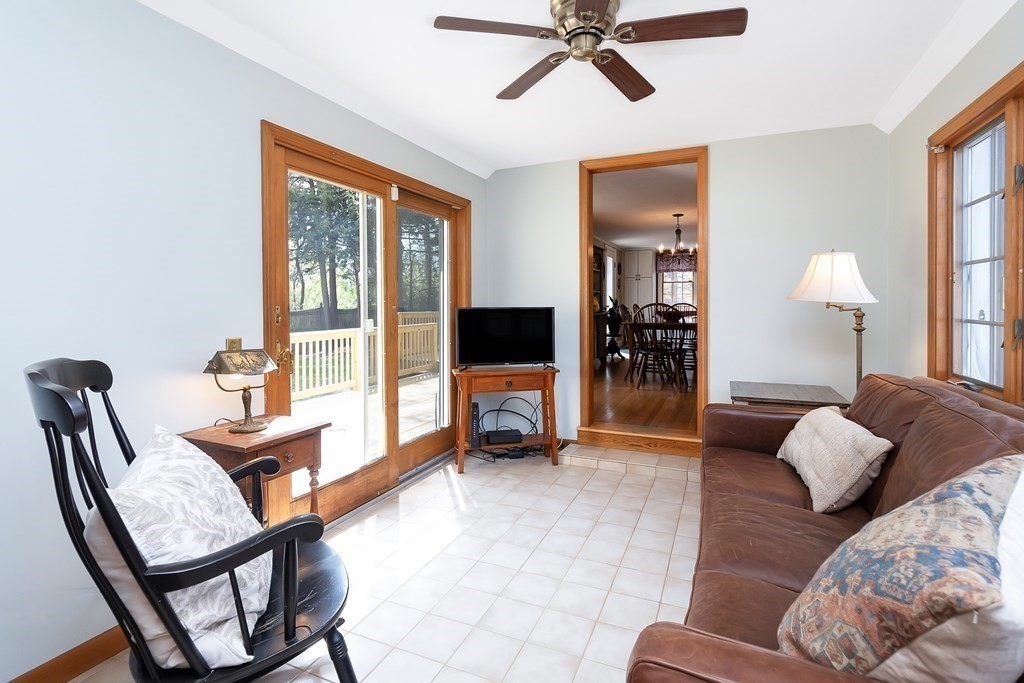 15 Maxwell Place Springfield, MA 01118 - Photo 14 of 42 Gallery Image 14