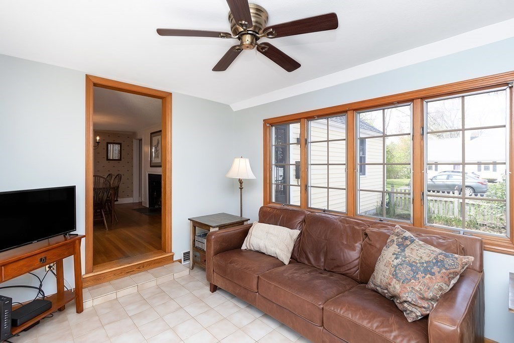 15 Maxwell Place Springfield, MA 01118 - Photo 15 of 42 Gallery Image 15