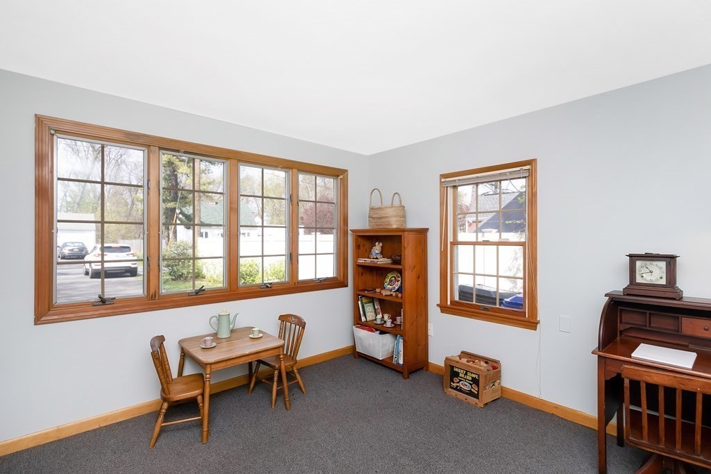 15 Maxwell Place Springfield, MA 01118 - Photo 17 of 42 Gallery Image 17