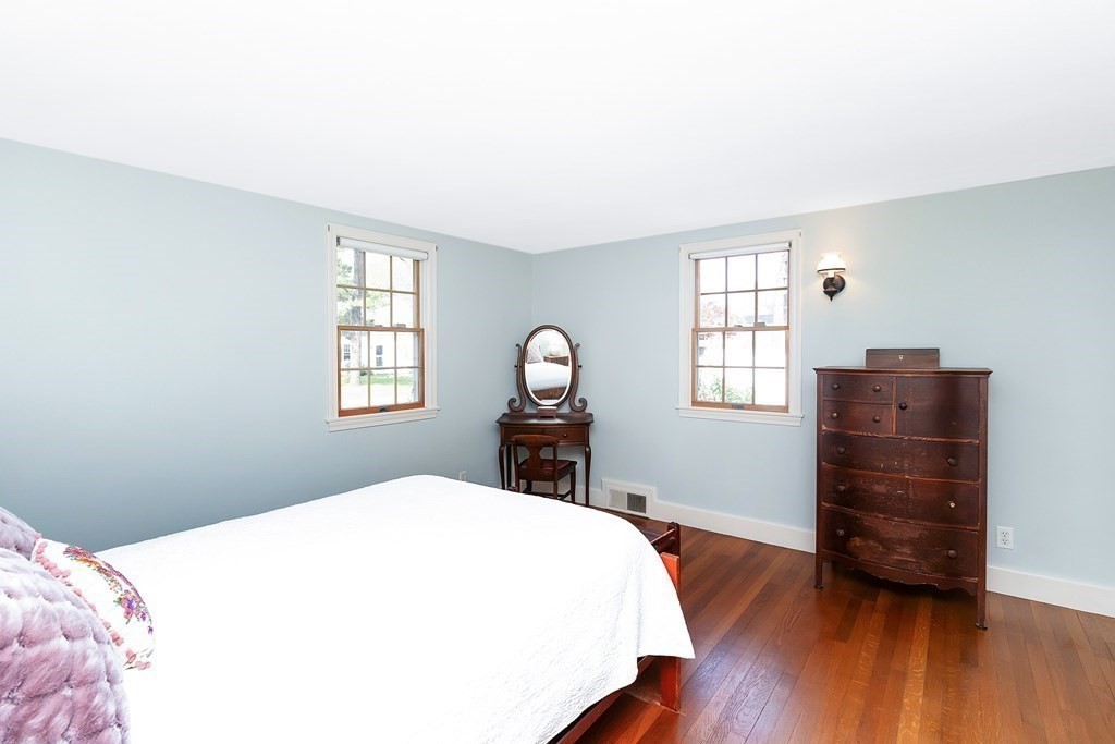 15 Maxwell Place Springfield, MA 01118 - Photo 19 of 42 Gallery Image 19