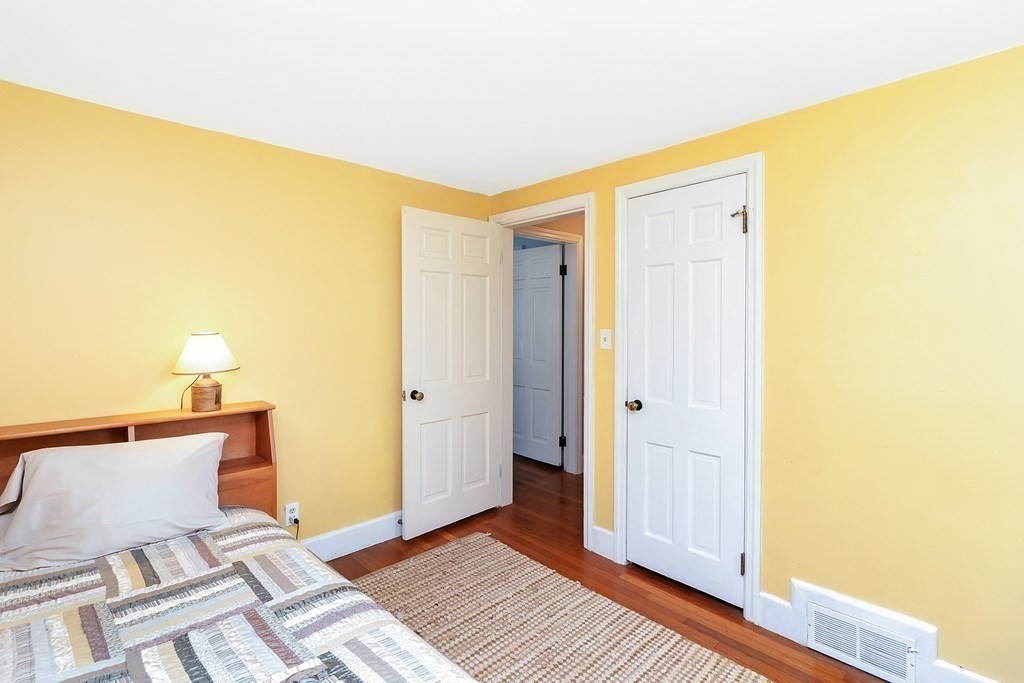 15 Maxwell Place Springfield, MA 01118 - Photo 24 of 42 Gallery Image 24