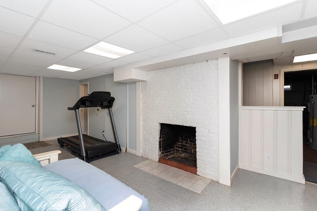 15 Maxwell Place Springfield, MA 01118 - Photo 31 of 42 Gallery Image 31