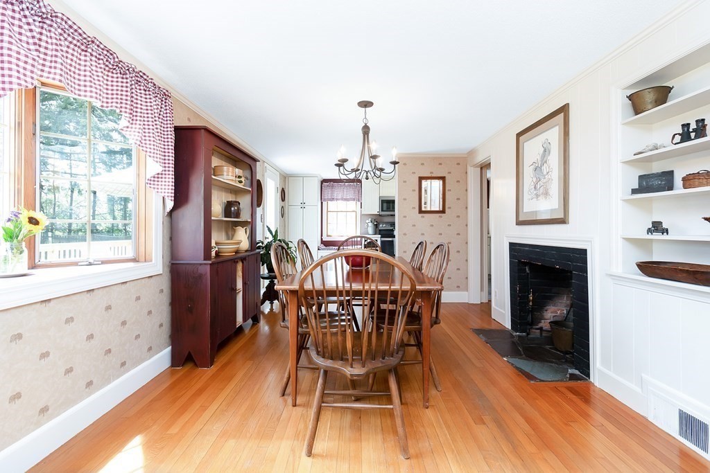 15 Maxwell Place Springfield, MA 01118 - Photo 6 of 42 Gallery Image 6