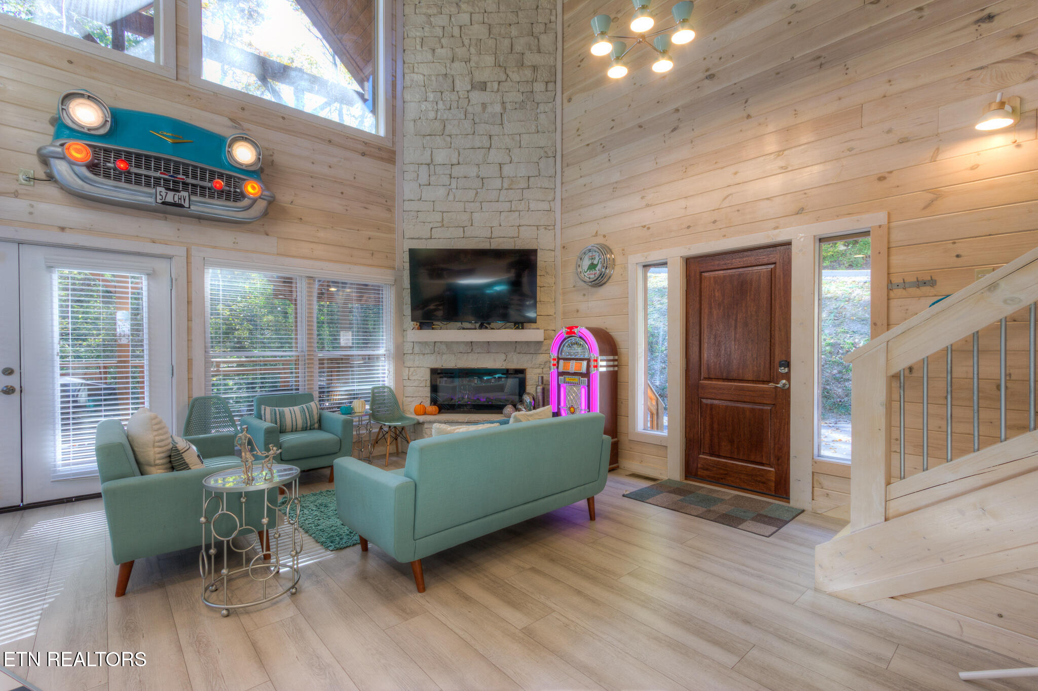 523 Hideaway Ridge Circle Sevierville, TN 37862 - Photo 16 of 55 16