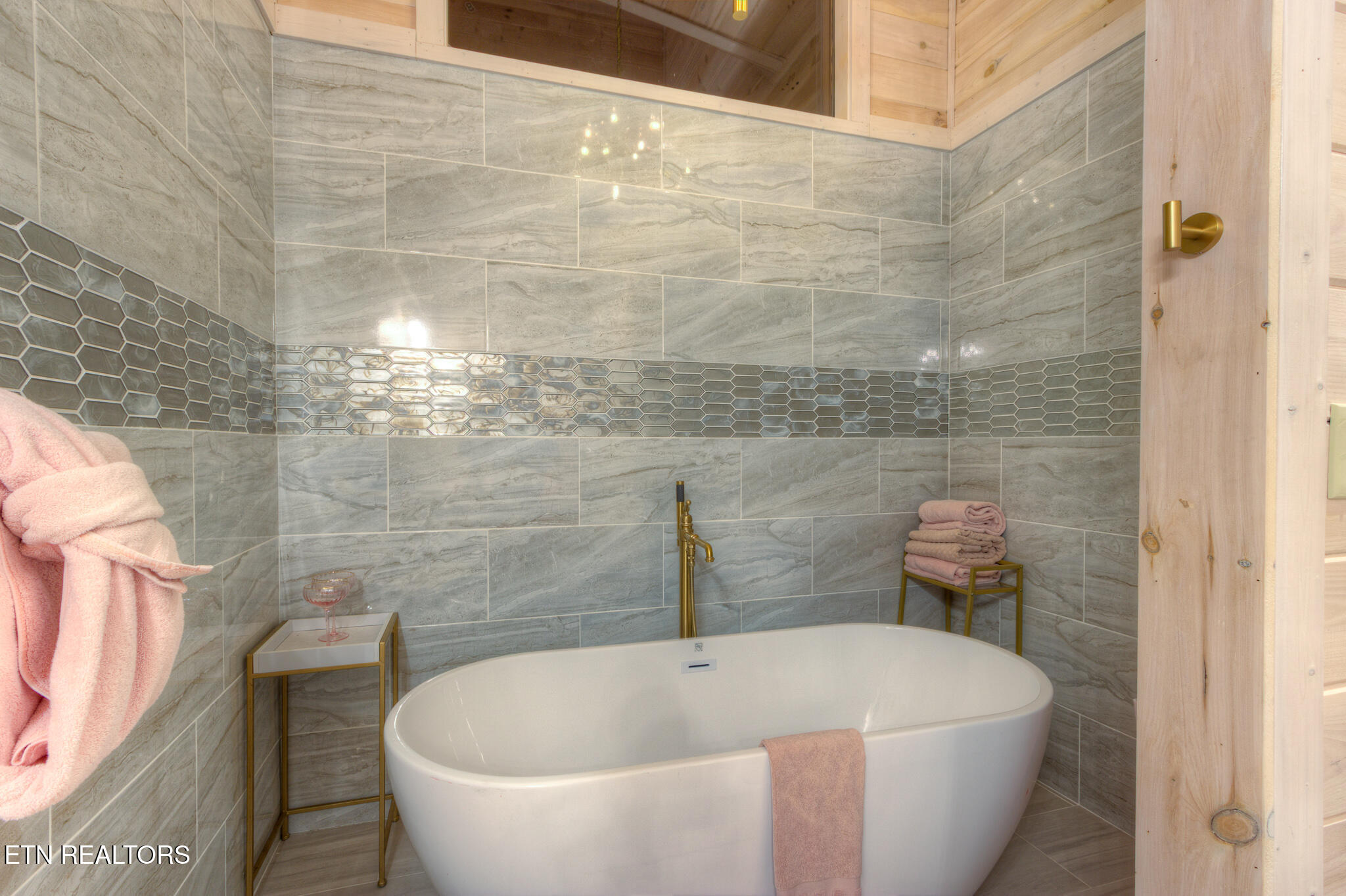 523 Hideaway Ridge Circle Sevierville, TN 37862 - Photo 31 of 55 31