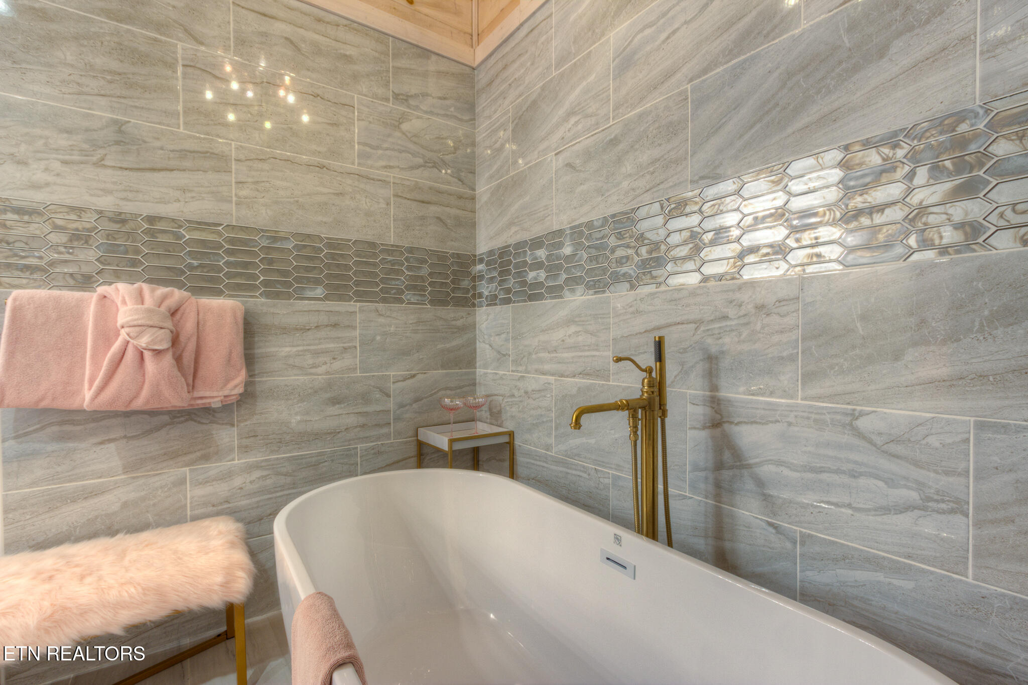 523 Hideaway Ridge Circle Sevierville, TN 37862 - Photo 32 of 55 32