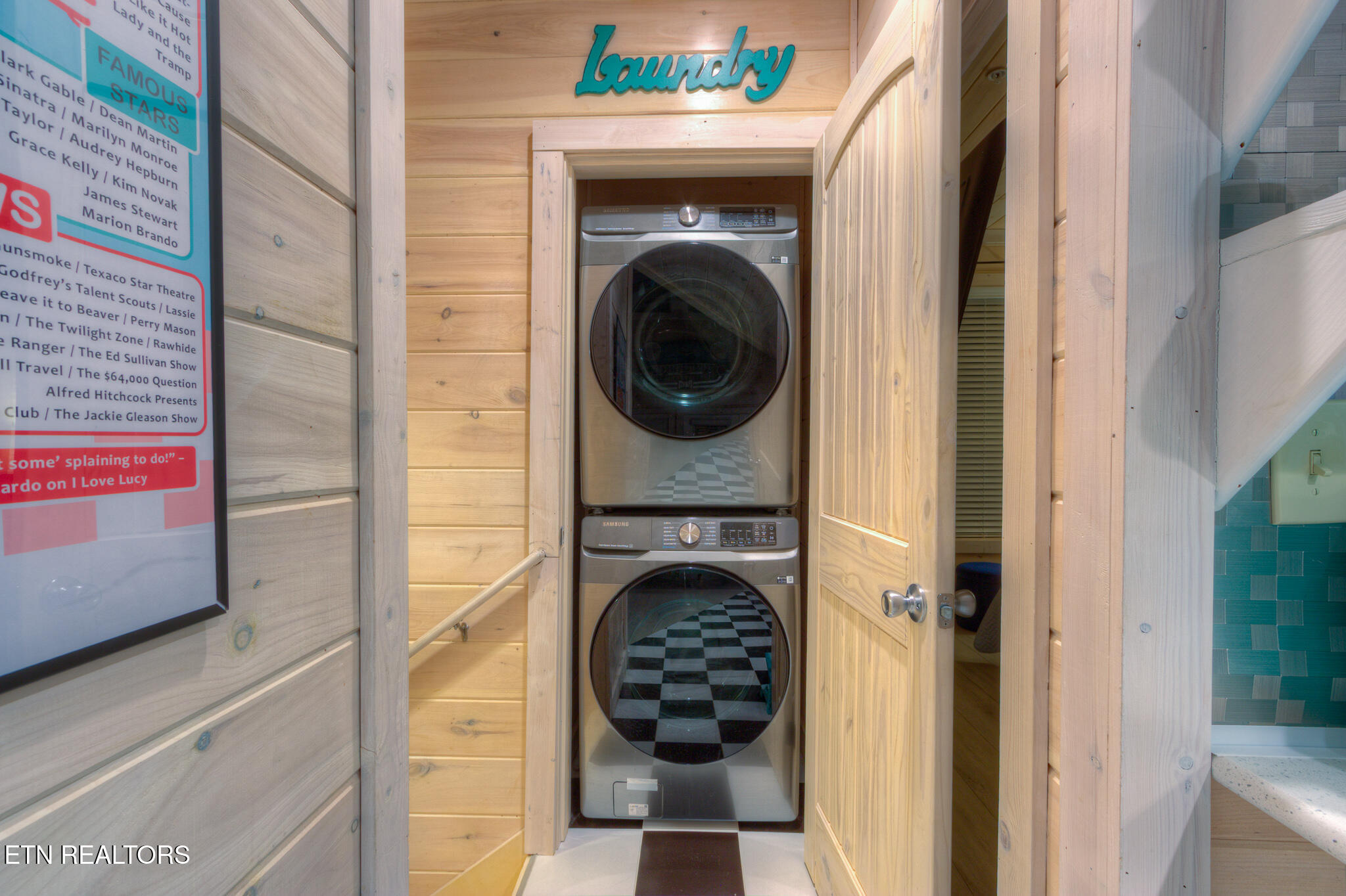 523 Hideaway Ridge Circle Sevierville, TN 37862 - Photo 37 of 55 37