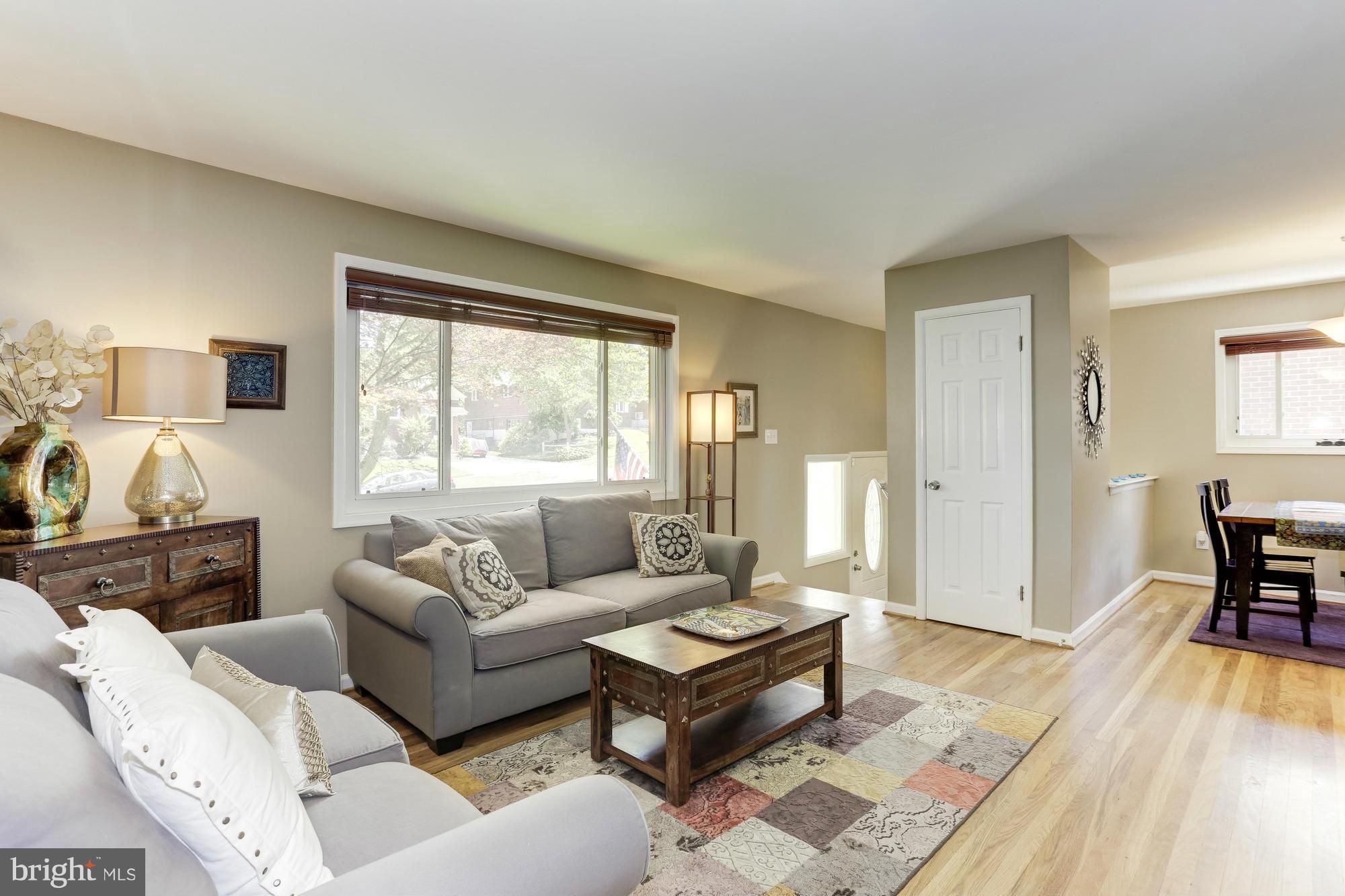 4018 Jeffry Street Silver Spring, MD 20906 - Photo 4 of 30 Living Room