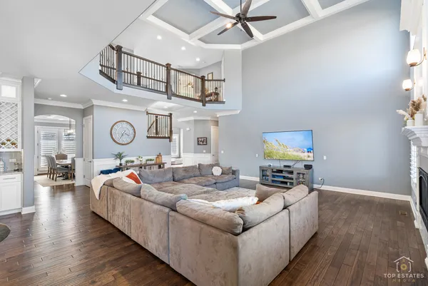 $1,250,000 | 17931 South Crystal Lake Drive, Mokena, IL 60448