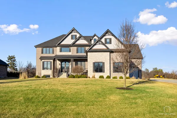 $1,250,000 | 17931 South Crystal Lake Drive, Mokena, IL 60448