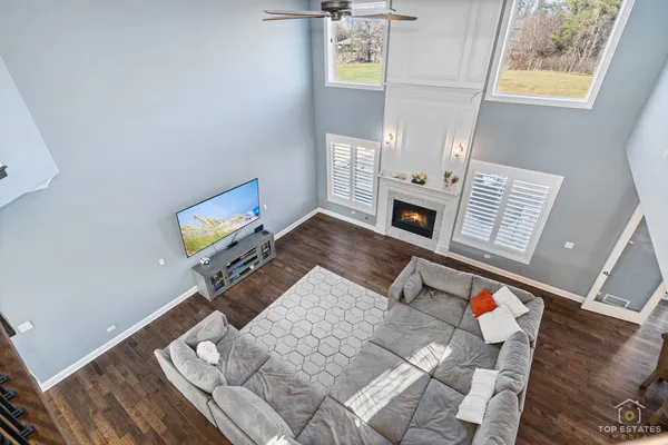 $1,250,000 | 17931 South Crystal Lake Drive, Mokena, IL 60448