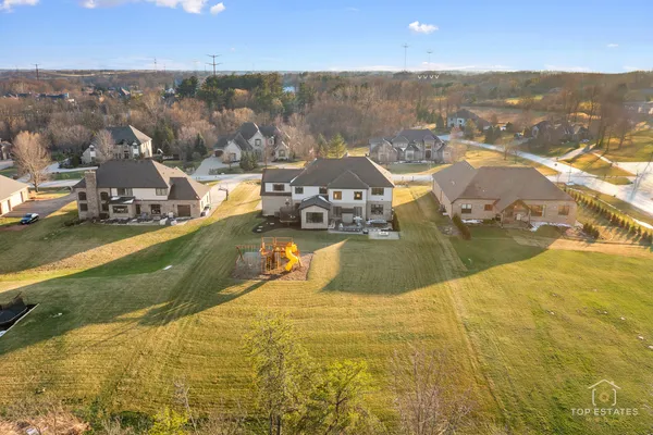 $1,250,000 | 17931 South Crystal Lake Drive, Mokena, IL 60448