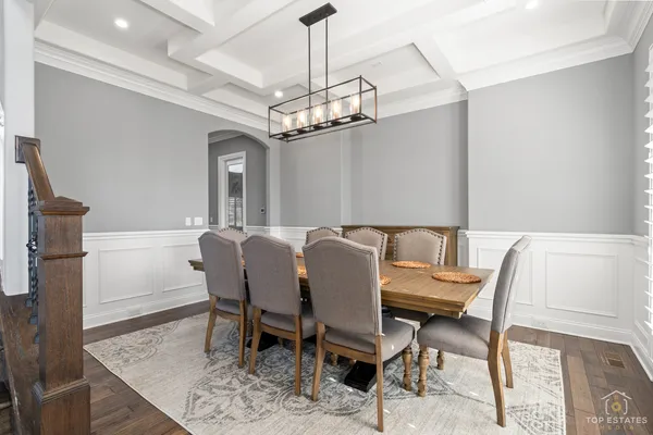 $1,250,000 | 17931 South Crystal Lake Drive, Mokena, IL 60448