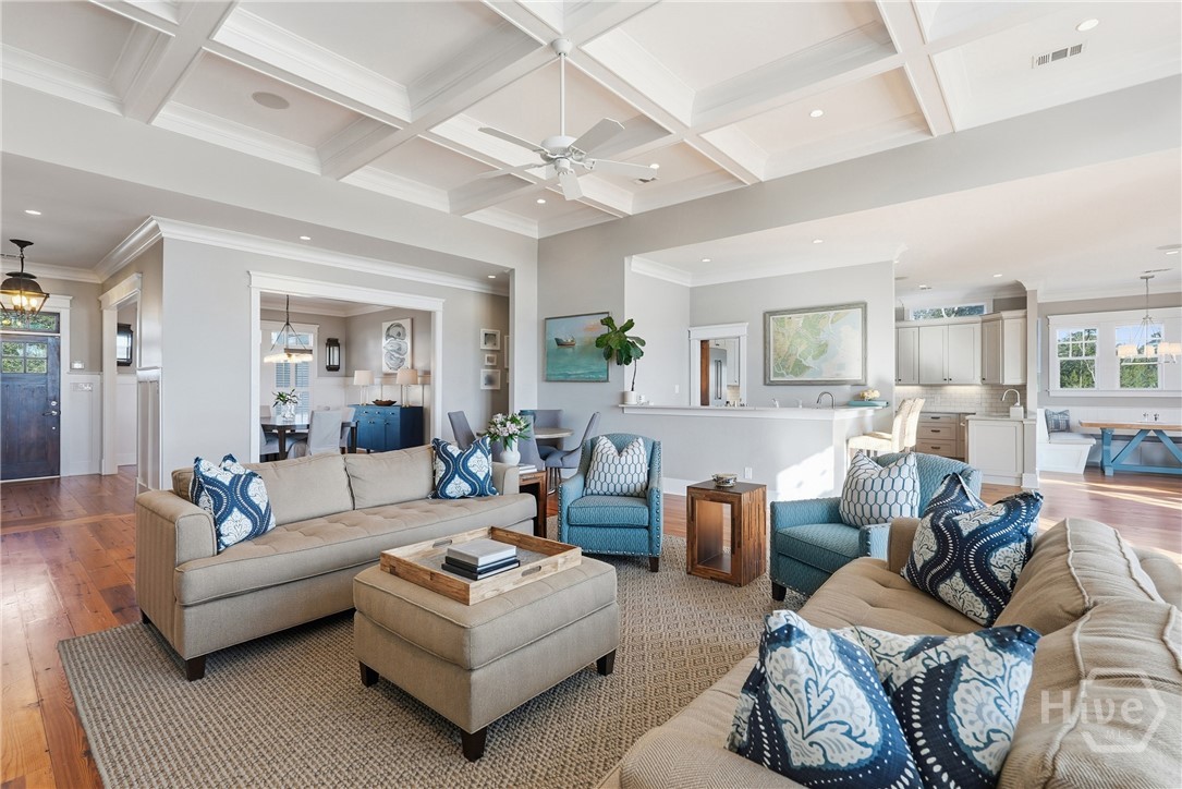 141 Bluffside Circle Savannah, GA 31406 - Photo 12 of 53 Spacious wet bar enhances the great room's entertaining potential