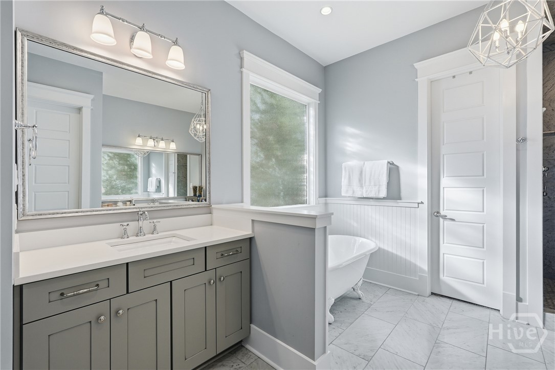 141 Bluffside Circle Savannah, GA 31406 - Photo 31 of 53 Owner's bath