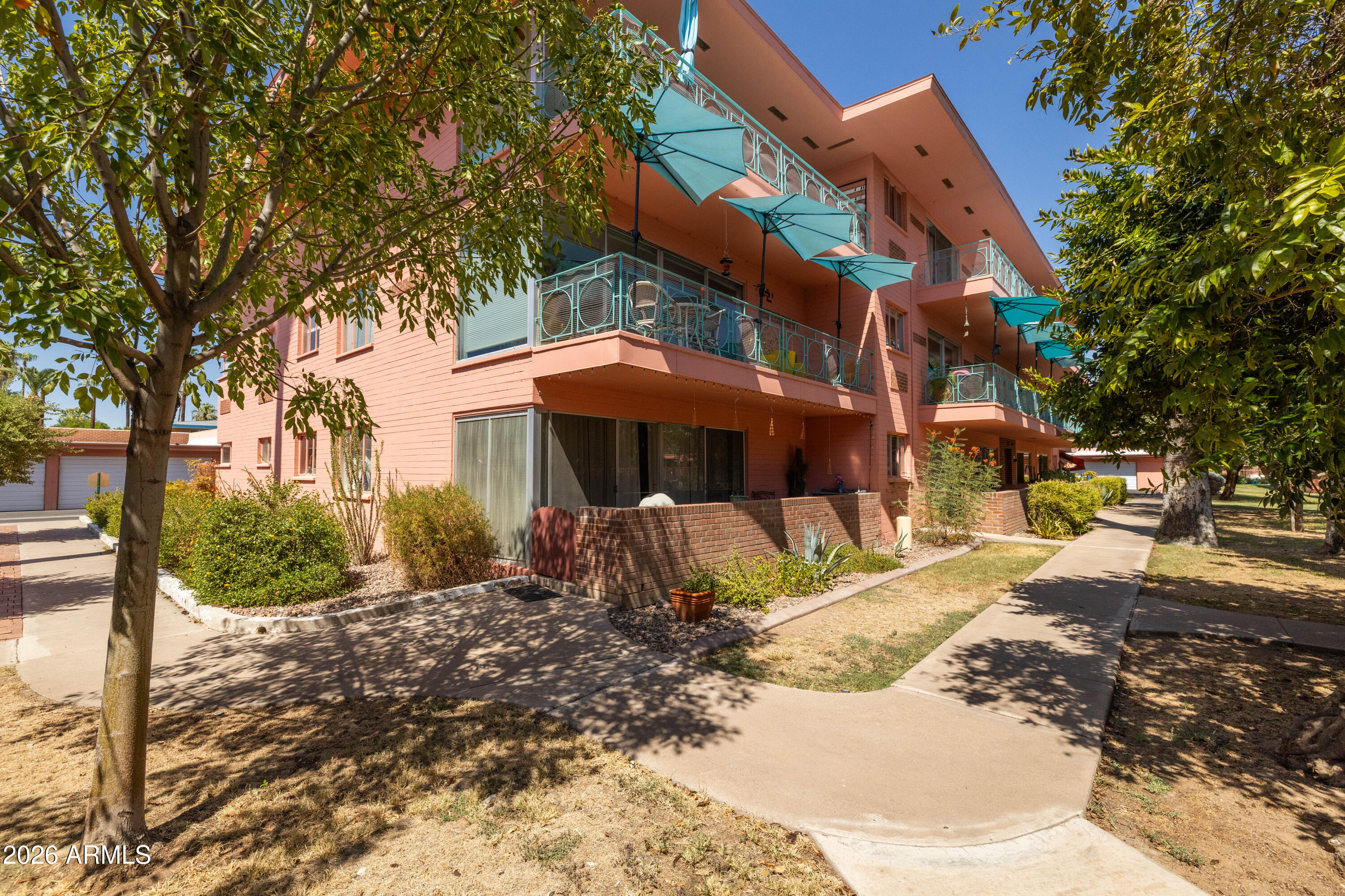 140 East Coronado Road, Unit 19 Phoenix, AZ 85004 - Photo 52 of 62 Coronado-76
