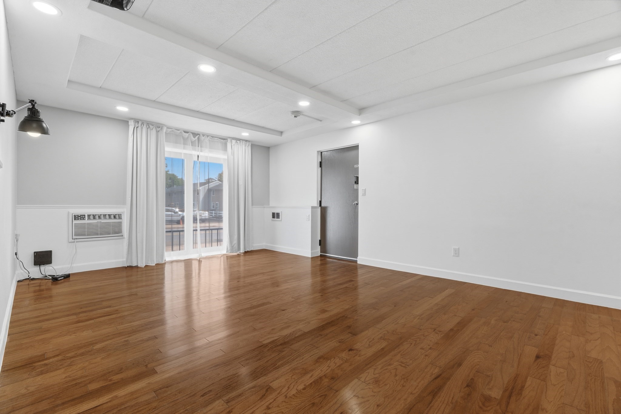 80 A High Street, Unit 101 Dedham, MA 02026 - Photo 4 of 24 Gallery Image 4