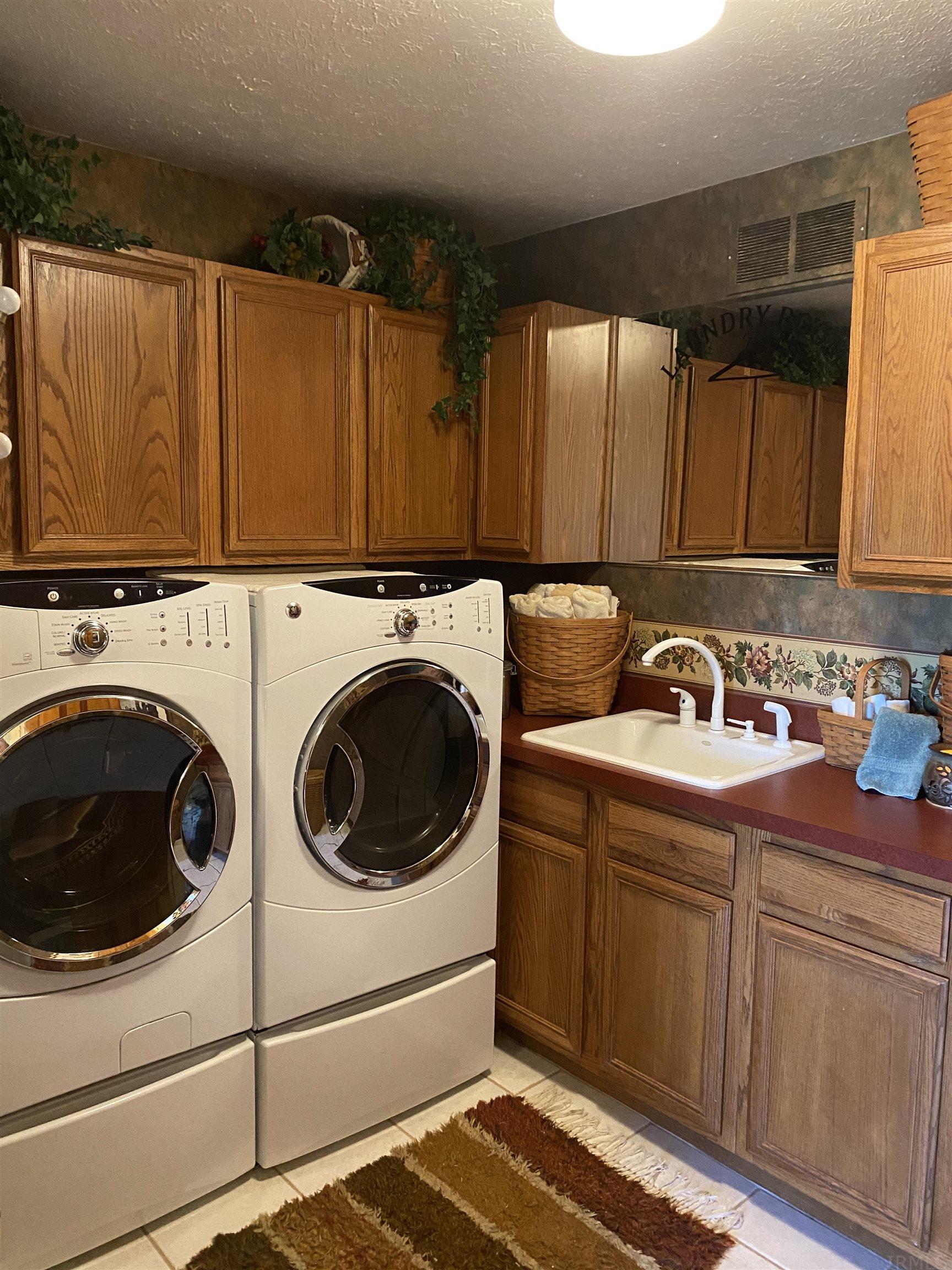 2645 Fir Road Bremen, IN 46506 - Photo 8 of 36