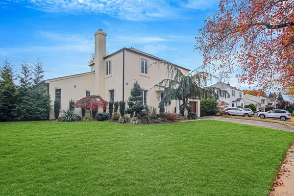 $7,000 | 150 Meadow Street, Garden City, NY 11530