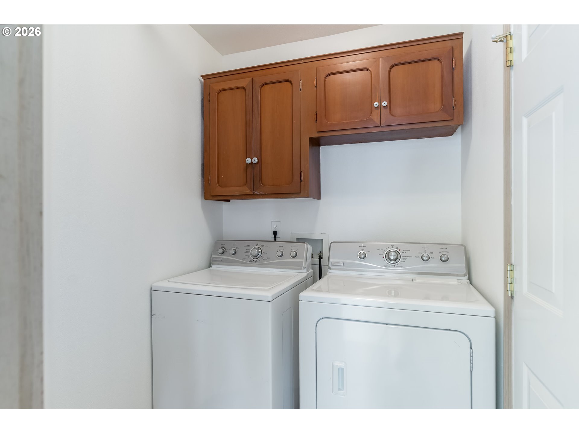 1815 Southwest Northstar Loop Troutdale, OR 97060 - Photo 21 of 45 Laundry