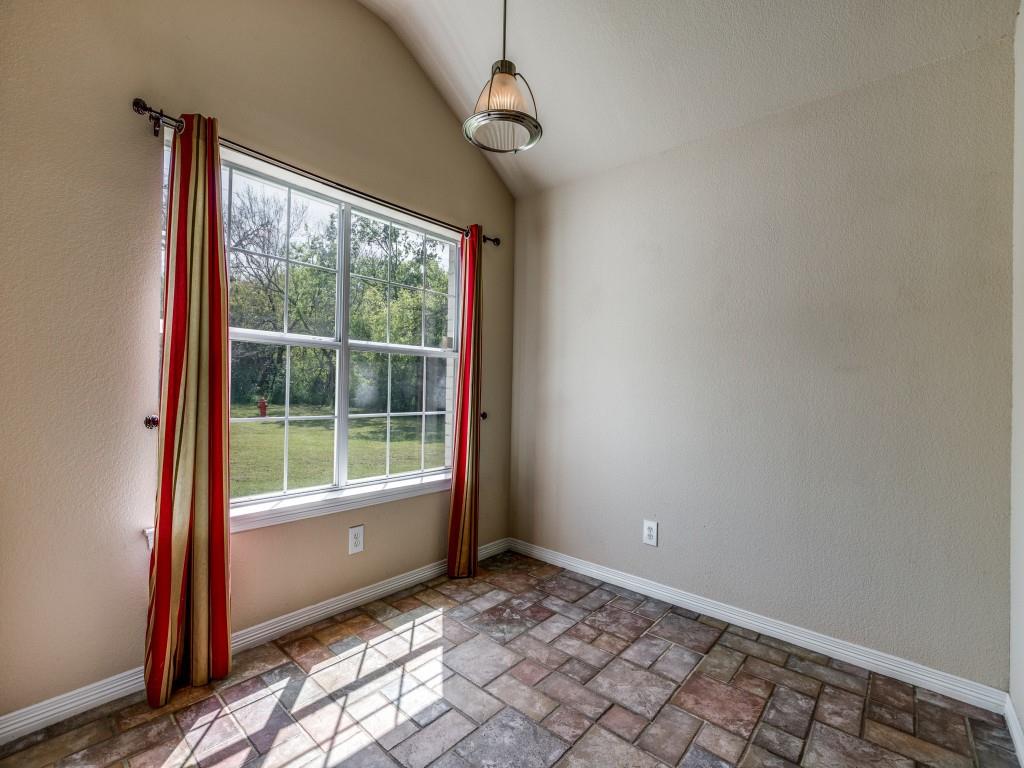 416 Scott Lane Pilot Point, TX 76258 - Photo 5 of 12