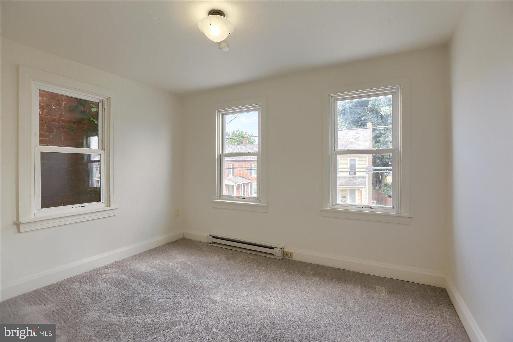 622 Frederick Street Hanover, PA 17331 - Photo 15 of 29