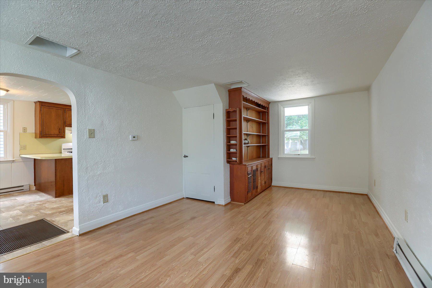 622 Frederick Street Hanover, PA 17331 - Photo 6 of 29