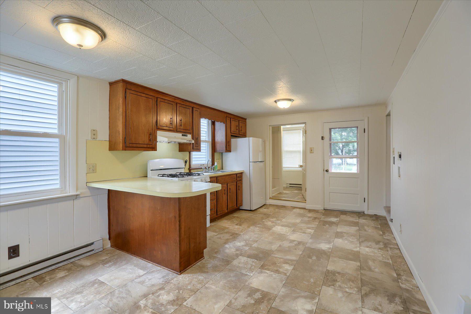 622 Frederick Street Hanover, PA 17331 - Photo 8 of 29