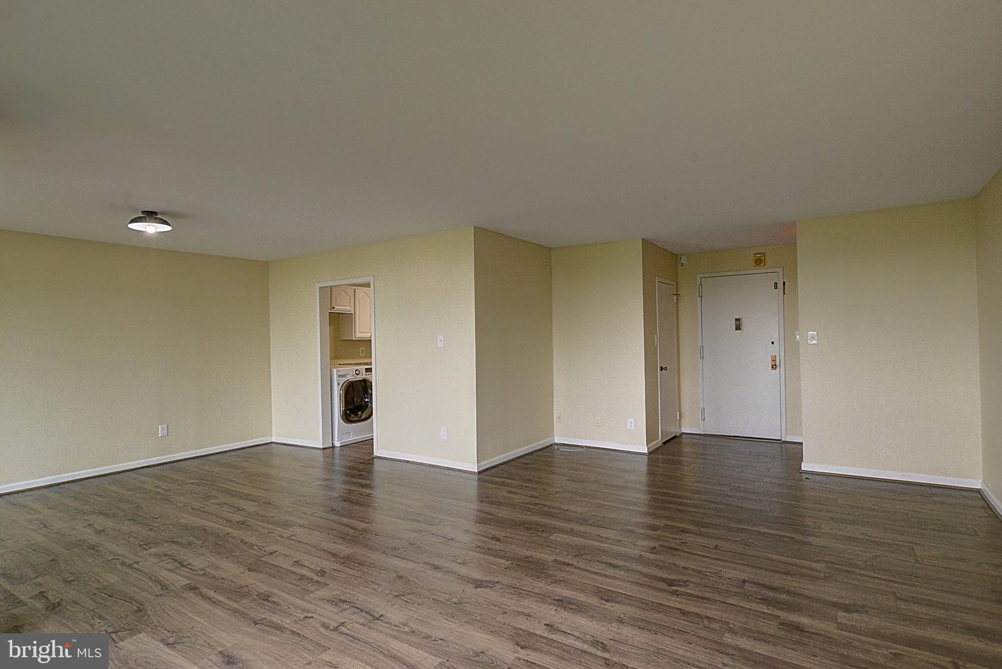 5225 Pooks Hill Road, Unit 1511N Bethesda, MD 20814 - Photo 2 of 33
