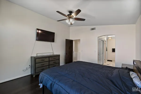 $379,900 | Undisclosed Address, Bakersfield, CA 93312