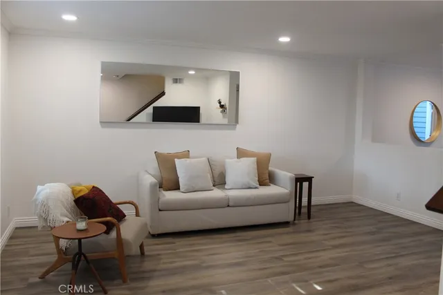 $749,880 | 591 Garfield Avenue, Unit 5, Pasadena, CA 91101