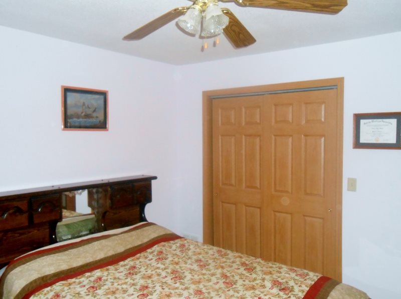 529 West Liberty Street Butler, IN 46721 - Photo 25 of 29